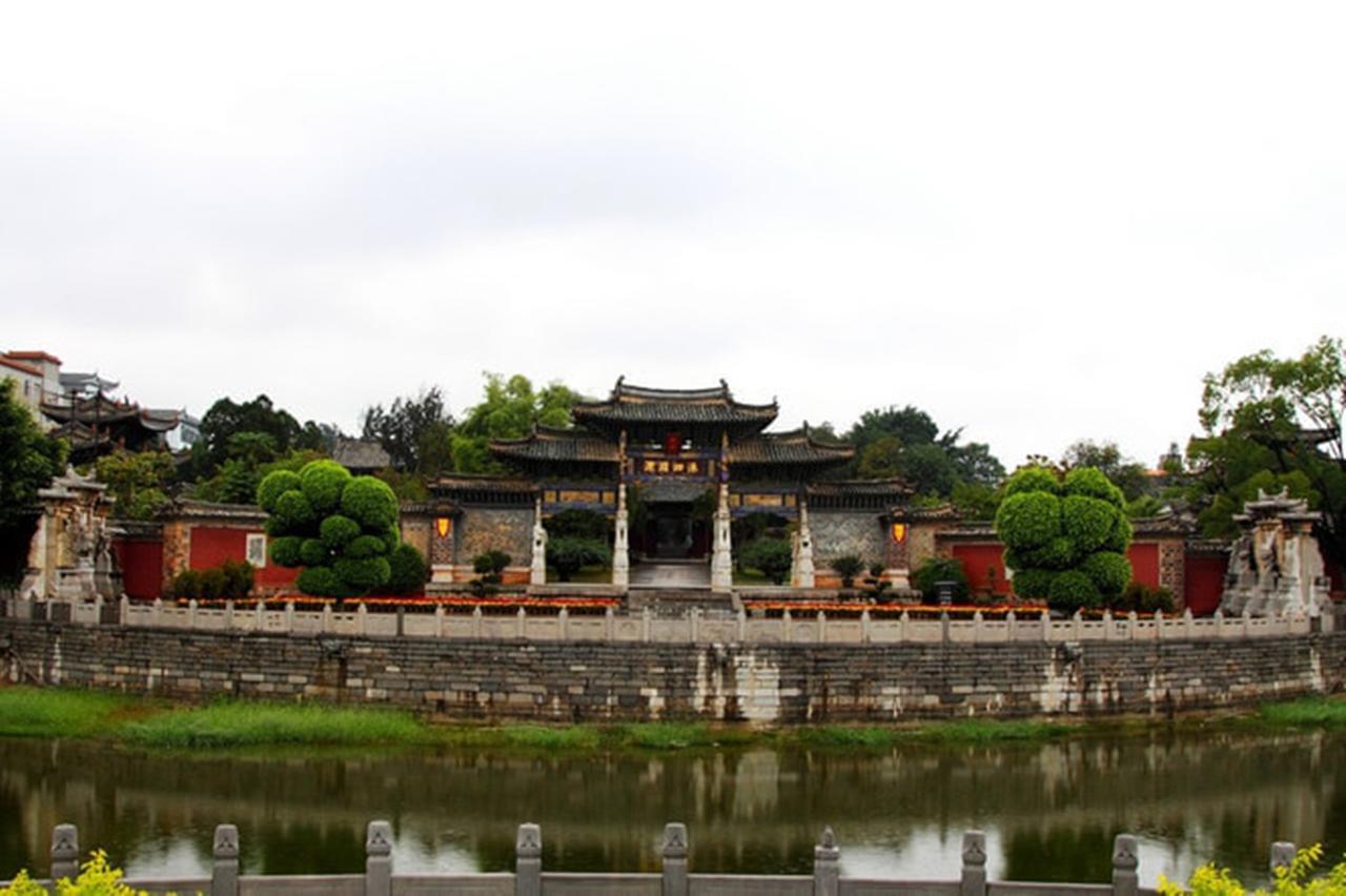 Jianshui Upland Internation Youth Hostel 외부 사진